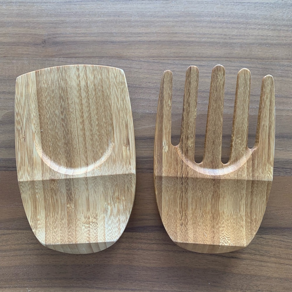 EUC Pampered Chef Bamboo Salad Hands. Only hand washed. No damage.